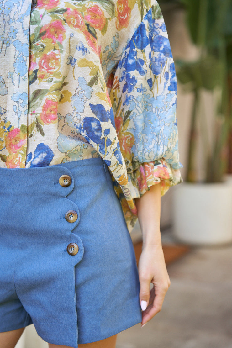 Saylor Scalloped Short