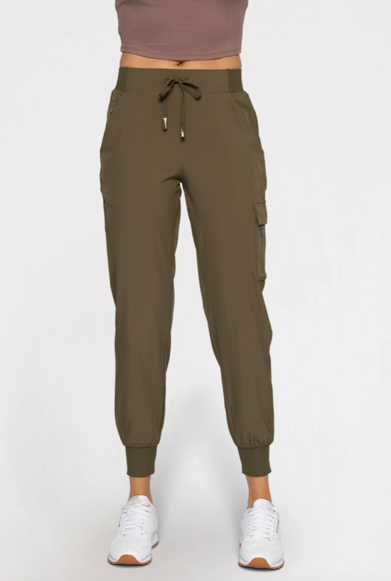 High-Waisted Active Joggers with Pockets- Green