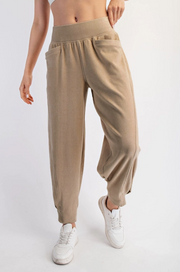 Ribbed Brush Cocoon Pant- Taupe