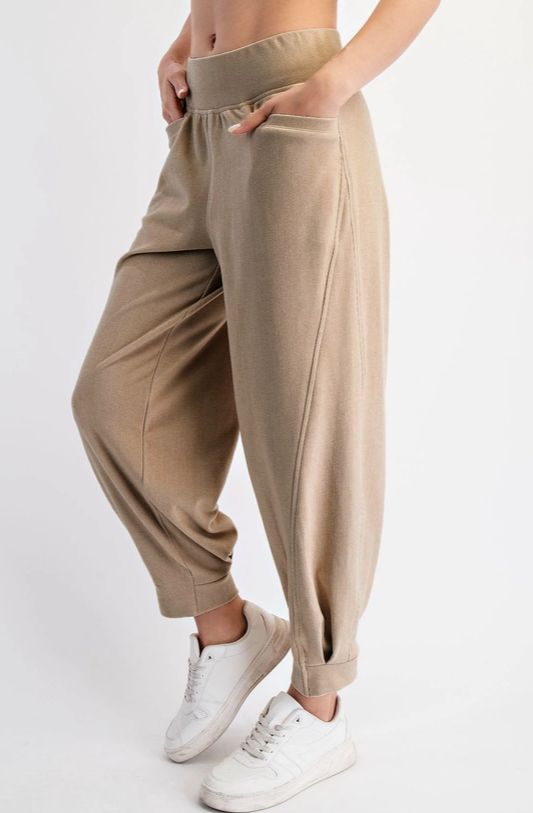 Ribbed Brush Cocoon Pant- Taupe